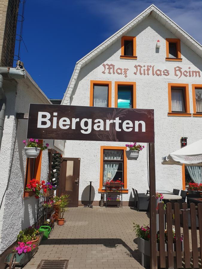 Pension Und Restaurant Die Burg Ehrenfriedersdorf Eksteriør bilde